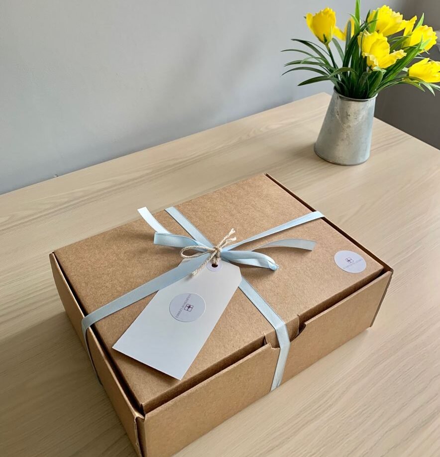Minimalist Kraft Gift Box